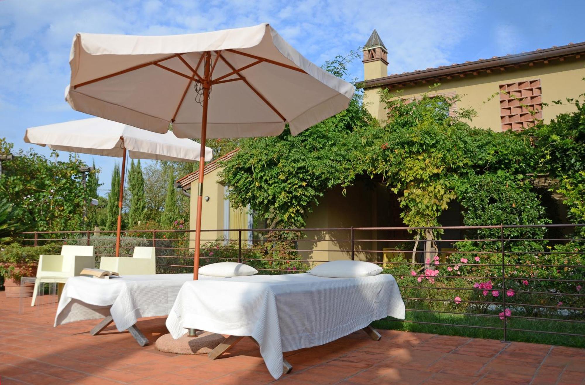 Residence La Mandolata Apartments W Pool & Parking! 카마이오레 외부 사진